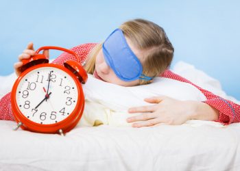 Jak zasnąć w 60 sekund: lekarz podzielił się specjalną techniką