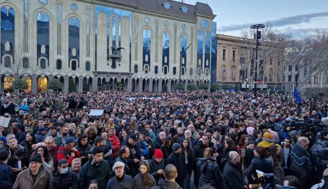 W Gruzji rozpoczął się „Majdan”: nawet po uchyleniu skandalicznej ustawy opozycja zapowiada nowe protesty