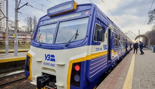 Niezwykłe reklamy ze zdjęciem Putina pojawiły się w ukraińskich pociągach (zdjęcie)