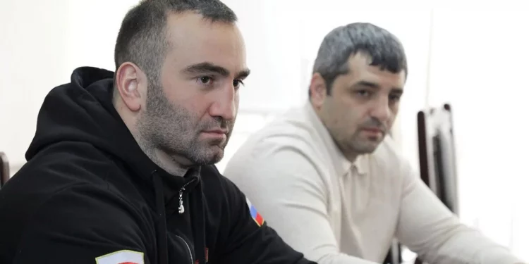 Rosyjski bokser został zmuszony do przypieczętowania flagi Federacji Rosyjskiej przed wejściem na ring (wideo)