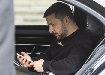 Zełenski znalazł się w niebezpiecznej i niezręcznej sytuacji w Niemczech: o pomyłce dowiedziały się media
