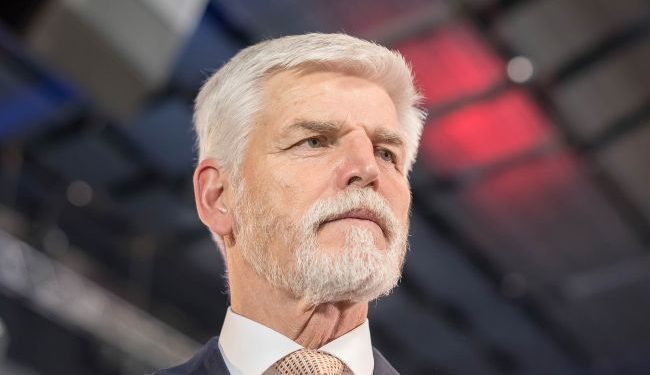 Prezydent Czech wzywa partnerów do przyspieszenia dostaw broni na Ukrainę do kontrofensywy