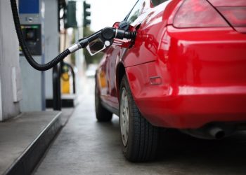 Poważne problemy z paliwem zaczęły się na Ukrainie: ostrzega Ministerstwo Energii