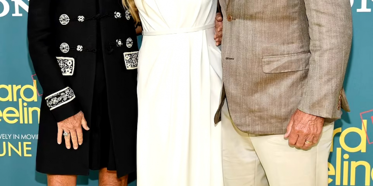 Jennifer Lawrence przyprowadziła swojego sobowtóra, mamę i dumnego tatę, na premierę nowej komedii