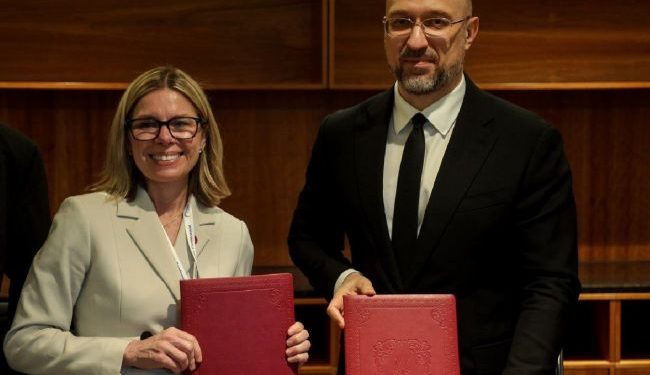 Wielka Brytania widzi kolejne 500 milionów dolarów dla Ukrainy