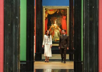 Kate Middleton była obecna na otwarciu galerii: rozważamy jej wizerunek