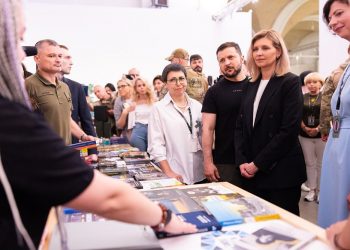 Półka na książki: co czytają Vladimir i Elena Zelensky
