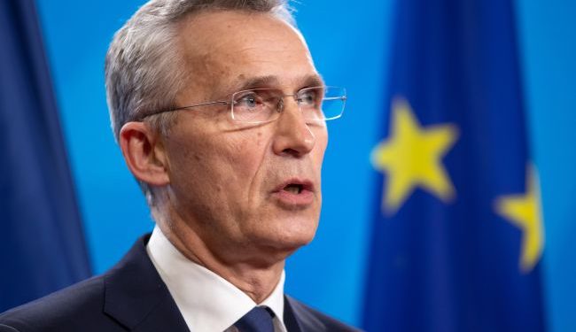 Stoltenberg mówi, że jeśli Ukraina odrzuci wniosek do NATO