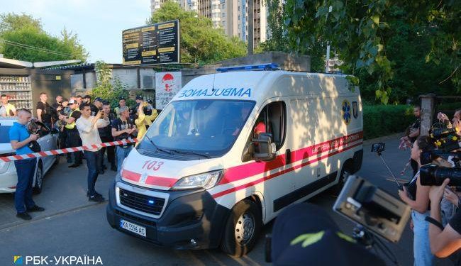 Wibuch przed Szewczenkowskim Sądem Rejonowym w Kijowie: złoczyńca zmarł we mgle