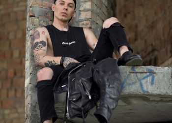 Żołnierz PTASHKIN: premiera teledysku z wojskowego albumu „Fighting Beavers”