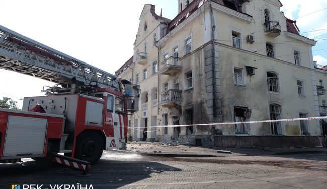 Ostrzał centrum Czernihowa: fotorelacja z tragedii