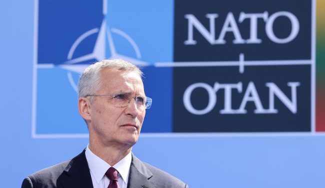 Stoltenberg przepowiedział Nimesowi, jak zwiększyć wydatki na obronę