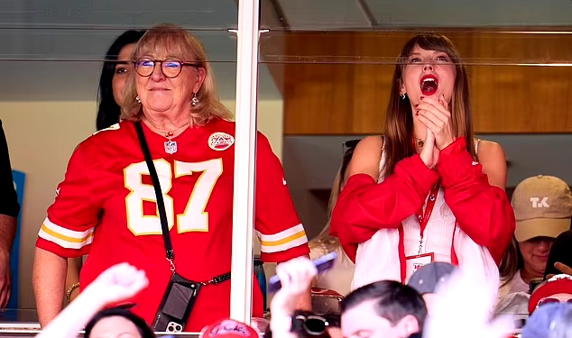 Taylor Swift i Travis Kelce po raz pierwszy zobaczyli się razem. ZDJĘCIE