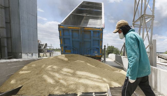 Komisja Europejska będzie reprezentować kraje UE przed COT w sprawie dostaw zboża na Ukrainę