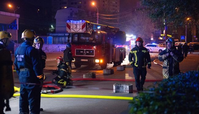 W Odessie światło księżyca zaczęło falować pod godziną alarmu wiatrowego
