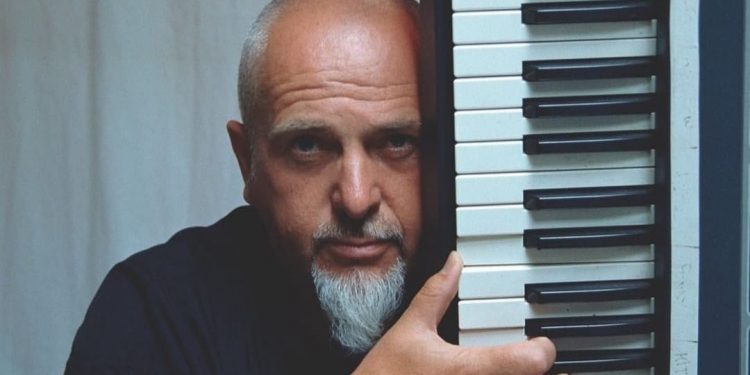 Peter Gabriel wychodzi ze swojej strefy komfortu z nową piosenką