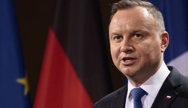 Atak Hamasu na Izrael w odpowiedzi na rosyjską agresję na Ukrainę, – Duda