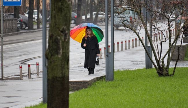 Jutro na Ukrainę nawiedzi front deszczowy, ale pogoda będzie ładna