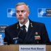 Zacieśnianie się więzi między Chinami a Rosją stwarza ryzyko dla Arktyki – admirał NATO
