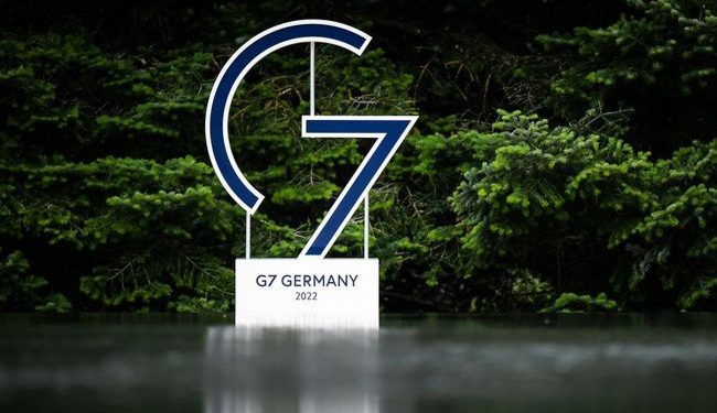 Od początku inwazji na dużą skalę kraje G7 przekazały Ukrainie ponad 30 miliardów dolarów