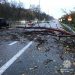 Potężny huragan uderzył w Kijów: drzewa są wyrwane z korzeniami, wszystko lata (straszne nagranie)
