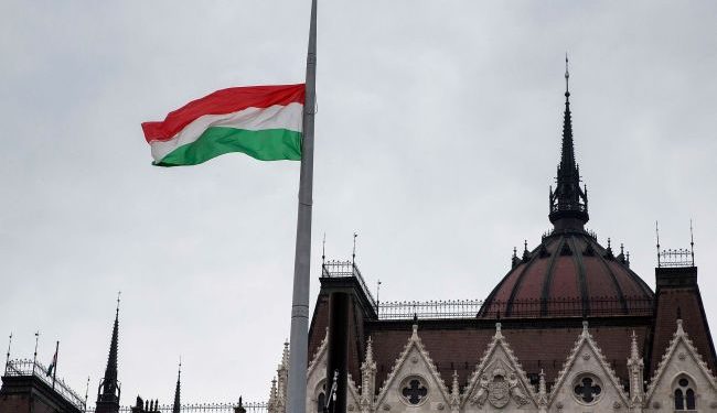 Ugorszczyna opowiada się za oddzieleniem pakietu pomocowego dla Ukrainy od UE, – ZMI