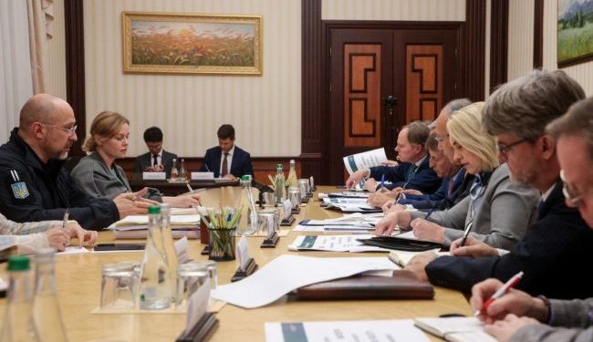 Ukraina przekazała ambasadorom G7 koncepcję wzmocnienia stabilności demokracji w kraju