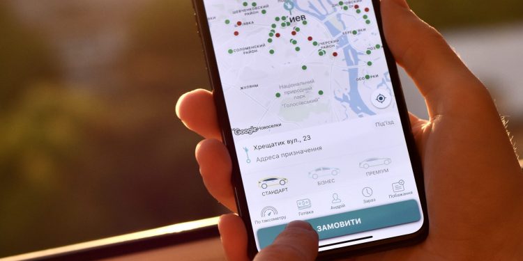 „Elite Taxi” – najlepsza taksówka internetowa w Kijowie