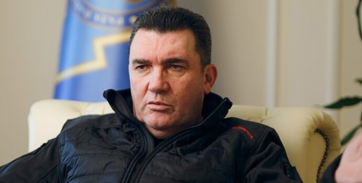 Każdy będzie musiał walczyć lub służyć: Daniłow powiedział, na co powinni przygotować się Ukraińcy
