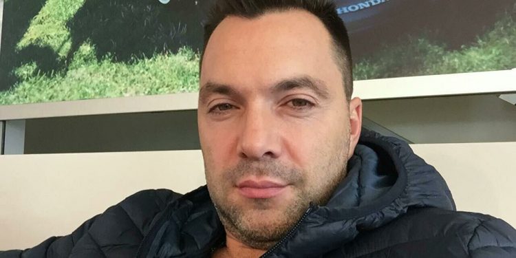 Wiadomo było, gdzie jest teraz Arestowicz i co planuje zrobić