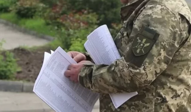 TCC i policja pójdą do domów poborowych: na Ukrainie wezwania będą wydawane w nowy sposób