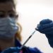 Miliony szczepionek na Covid-19 zakupionych przez kraje UE nie są już dostępne, – Politico
