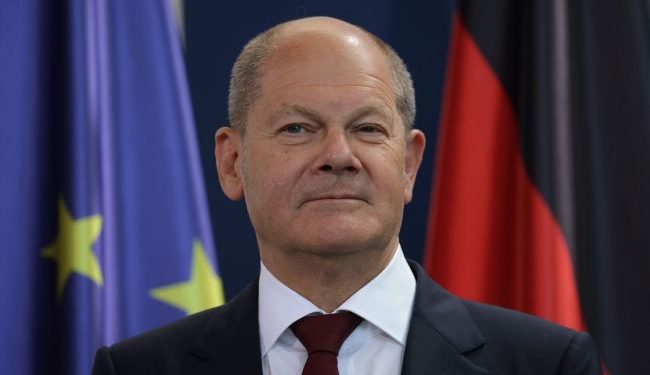 Scholz na szczycie UE zdecydowanie chce przeprowadzić debatę na marginesie dla dobra Ukrainy, – Politico