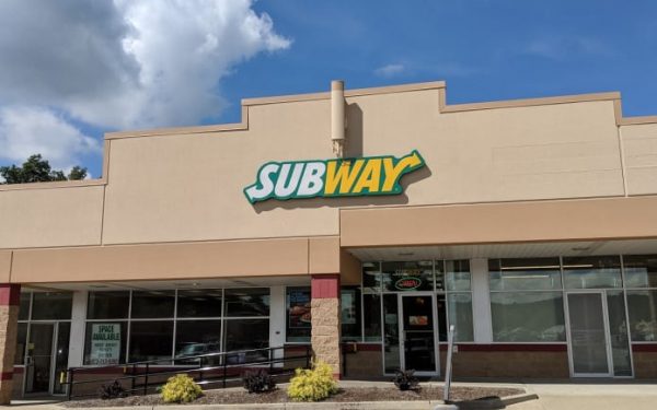 NAPC dodało amerykańską sieć fast foodów Subway do listy międzynarodowych sponsorów wojennych