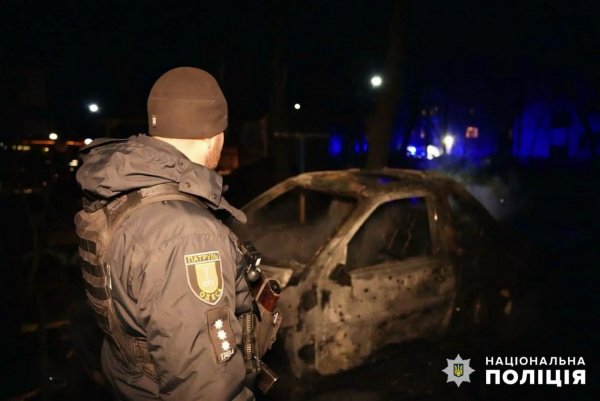 Rosyjski nocny atak na Odessę: Policja Krajowa ustaliła liczbę rannych (foto)