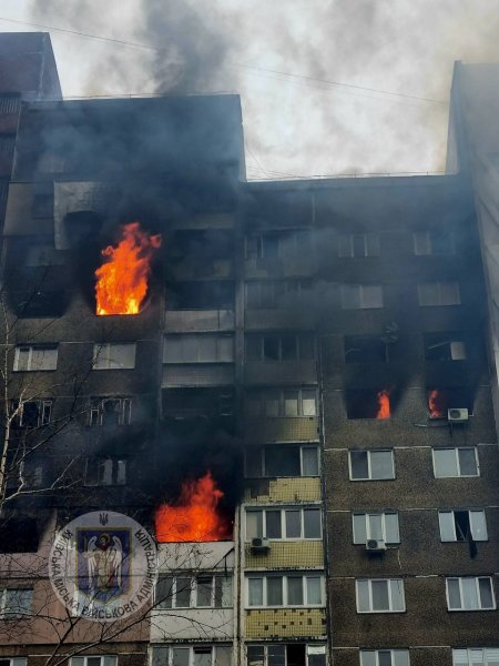 Okupanci zaatakowali Kijów rakietami manewrującymi: władze poinformowały o konsekwencjach ataku i pokazały zdjęcia