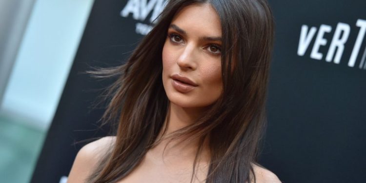 Genialne: Emily Ratajkowski pokazała, co zrobiła z pierścionkiem zaręczynowym po rozwodzie