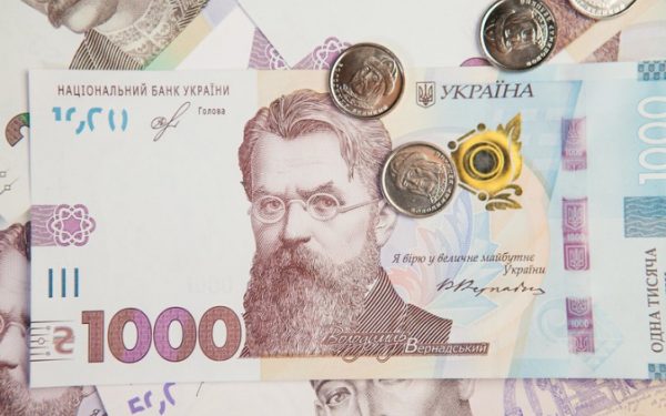 Ministerstwo Finansów przekazało w lutym do budżetów samorządowych prawie 12 miliardów dolarów