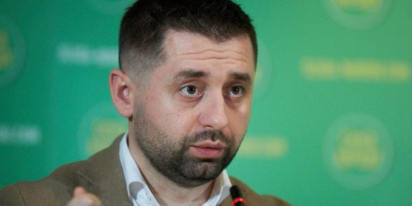 Ustawa o mobilizacji na Ukrainie: Arakhamia wyjaśniła, co stanie się z osobami niepełnosprawnymi z grup I, II i III, osobami opiekującymi się nimi oraz doktorantami