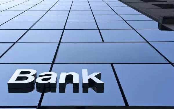 Fundusz gwarancyjny sprzedaje pulę kredytów hipotecznych z trzech banków