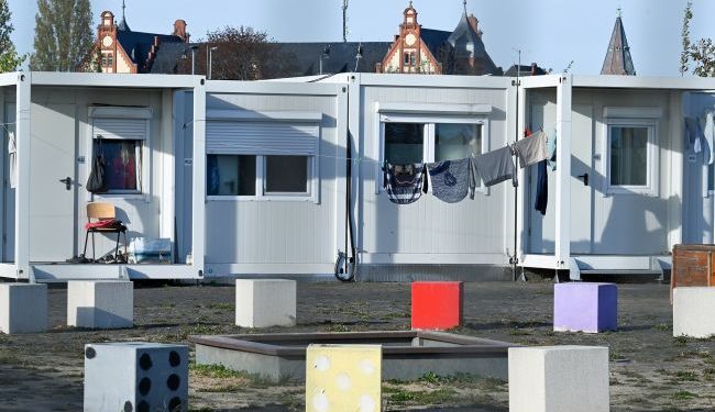 Życie modułowe. W Berlinie będzie 16 ośrodków mieszkaniowych dla Ukraińców
