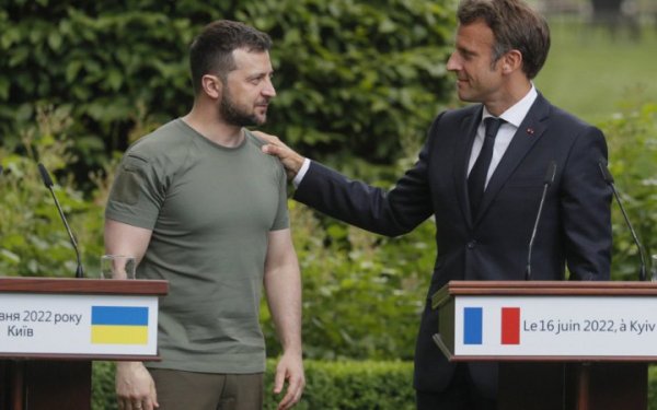 Zełenski podziękował Francji i Macronowi za pomoc Ukrainie