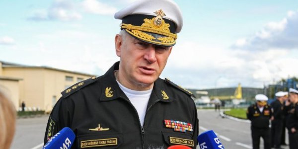 Kreml „wyrzucił za burtę” Naczelnego Dowódcy Marynarki Wojennej Rosji Jewmenowa: który został powołany na swoje stanowisko