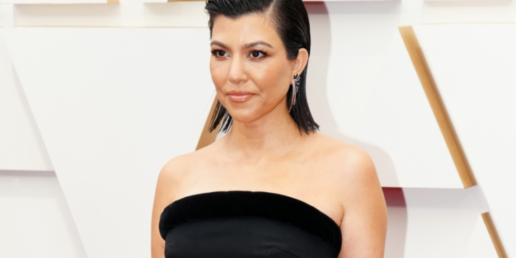 Ekscytacja w Internecie: Kourtney Kardashian ujawnia niepokojące zdjęcie