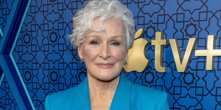 Legenda Hollywood budzi zaniepokojenie poobijaną twarzą