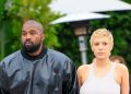 Eksplozja emocji: Kanye West i Bianca Censori wywołali sensację prowokacyjnymi strojami