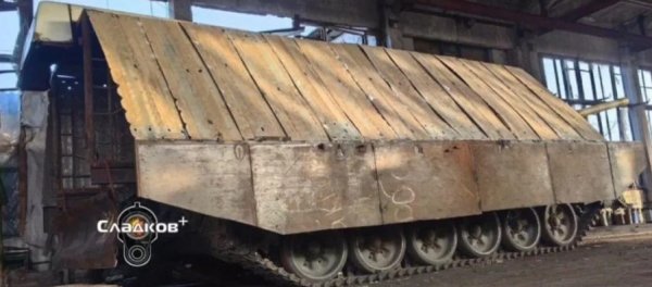 Siły Zbrojne Ukrainy rozmawiały o „know-how” okupanci w „modernizacji” czołgi do ochrony przed dronami FPV