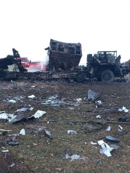  W Internecie pojawił się materiał filmowy przedstawiający zniszczony sprzęt na lotnisku w Belbek w wyniku nocnego strajku.