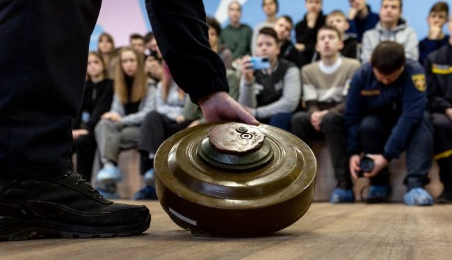 Bezpieczeństwo Minna w godzinie wojny: proszę poinformować dzieci o przemówieniach vibukhnosafe