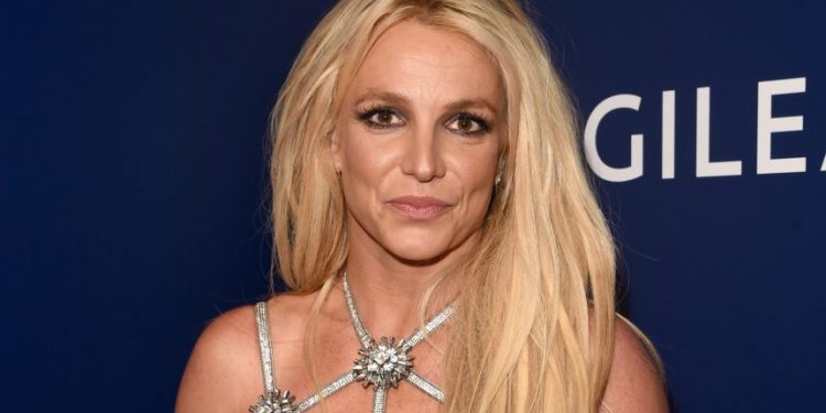 Nago i boso: Britney Spears została przyłapana na kamerze po kłótni z nowym facetem